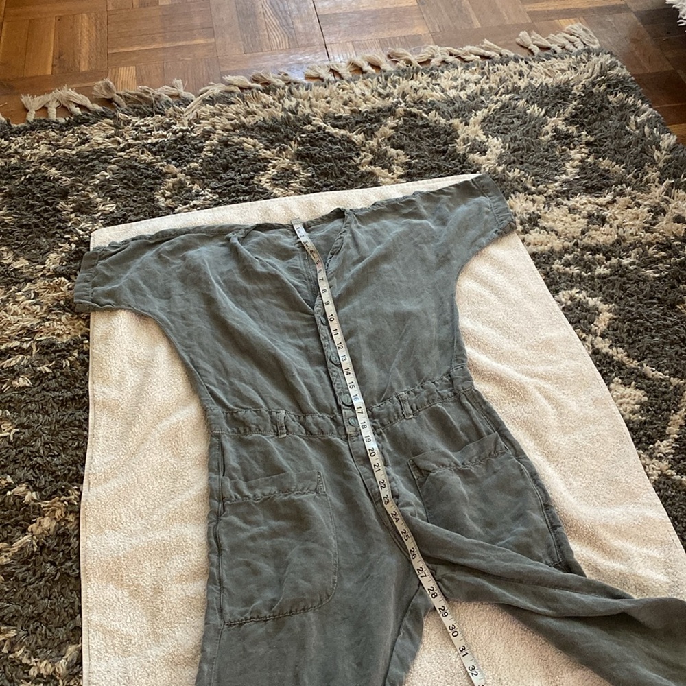 NSF great jumpsuit with belt loops and two great front pockets w/ a back pocket - Picture 13 of 14